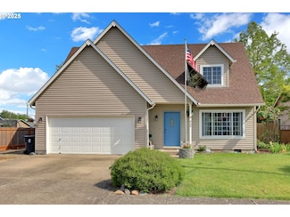 925 Monroe St, Harrisburg, OR 97446