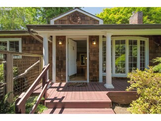 2035 SE 72nd Ave, Portland, OR 97215