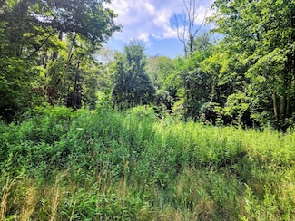 994 Main St, Somers, CT 06071