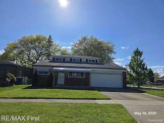 31859 Shawn Dr, Warren, MI 48088