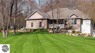 1051 Pueblo Pass, Weidman, MI 48893