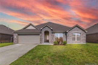 3259 Snowy Egret Dr, Lake Charles, LA 70615