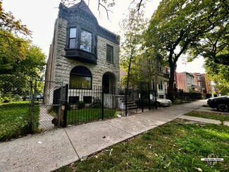 3213 W Fulton Blvd, Chicago, IL 60624