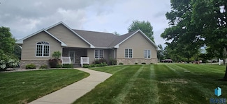 851 Regency Ct, Brookings, SD 57006