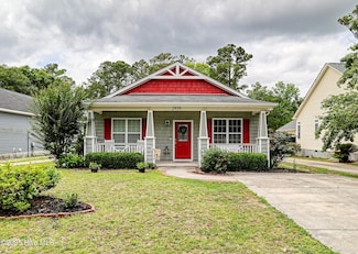 2939 Country Club Dr, Hampstead, NC 28443