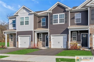 17 Katherine Dr, Burlington, NJ 08016