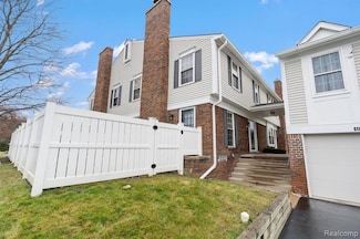 41778 Broquet Dr, Northville, MI 48167