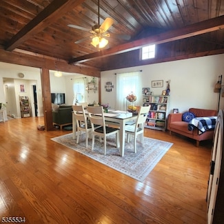 88 E Shore Lake Owassa Rd, Newton, NJ 07860