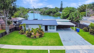 5936 N Farragut Dr, Hollywood, FL 33021