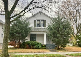 1520 Lake Ave, Fort Wayne, IN 46805