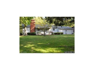 1373 Karen Oval, Vienna, OH 44473