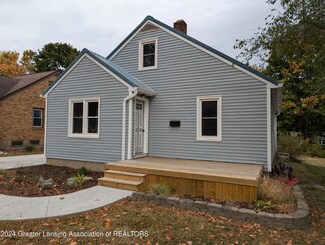 916 Kent St, Portland, MI 48875