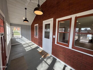 112 6th Ave NE, Mandan, ND 58554