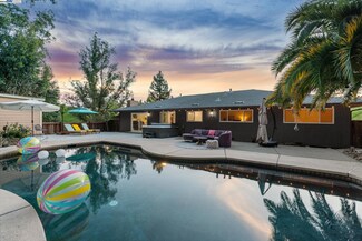 441 Fox Hills Ct, Oakland, CA 94605