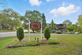 700 Robbins Ave Unit 6, Dracut, MA 01826