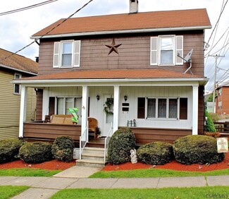 413 7th St, Windber, PA 15963