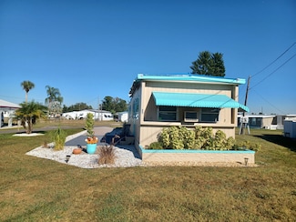 25 Center Rd, Palmetto, FL 34221