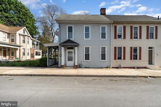 135 E Catherine St, Chambersburg, PA 17201