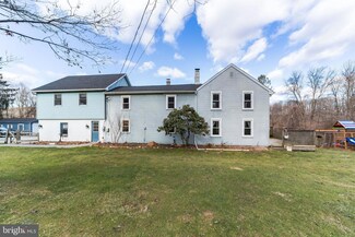 143 Icedale Rd, Honey Brook, PA 19344