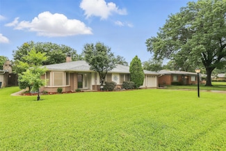 5804 Wedgworth Rd, Fort Worth, TX 76133