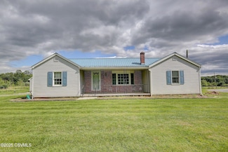 4123 Troxelville Rd, Middleburg, PA 17842