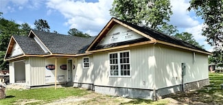126 Rabun Ave, Reidsville, GA 30453