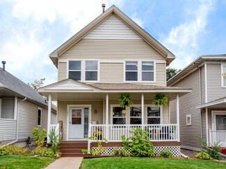 1371 5th St E, Saint Paul, MN 55106