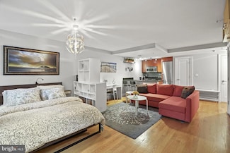 1121 24th St NW Unit 1, Washington, DC 20037