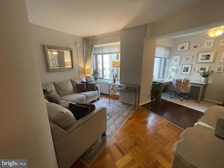 1711 Massachusetts Ave NW Unit 502, Washington, DC 20036
