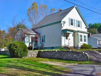 63 Pleasant St, Baldwinville, MA 01436