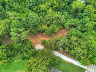 755 Autumn Ridge Ln, Columbia, TN 38401