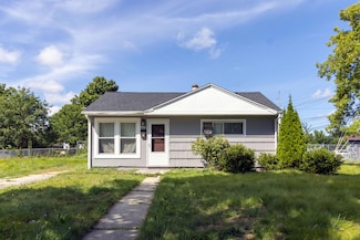 6026 W Carmen Ave, Milwaukee, WI 53218