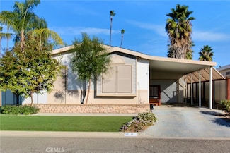 890 Santa Clara Cir, Hemet, CA 92543