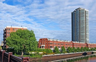 501 N Clinton St Unit 2301, Chicago, IL 60654