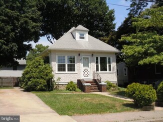 417 Pennsylvania Ave, Prospect Park, PA 19076