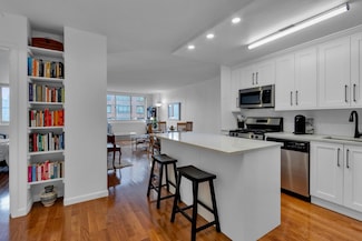 345 E 93rd St Unit 9H, New York, NY 10128