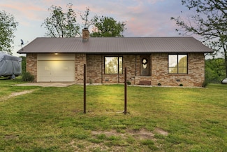 1065 Nicks Rd, Bradleyville, MO 65614