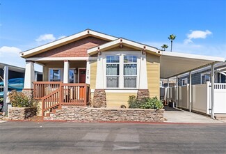 240 Plymouth Ave, Newport Beach, CA 92660