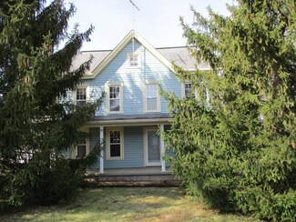 208 7th St, Cedar Grove, IN 47016