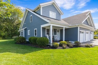 14 Longwood Ln Unit 14, Hanover, MA 02339