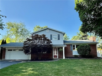 6 Hillside Dr, Batavia, NY 14020