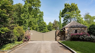 115 Tremolat Ln, Cleveland, TN 37312