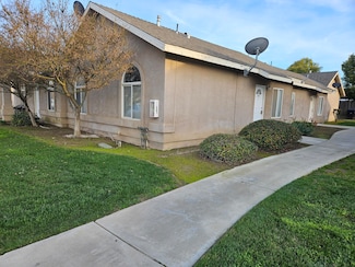 2409 W Sunnyside Ave, Visalia, CA 93277
