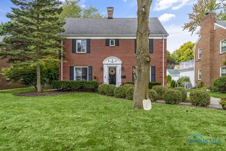 2215 Middlesex Dr, Toledo, OH 43606