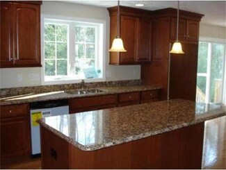 15 Madison Way, Merrimac, MA 01860