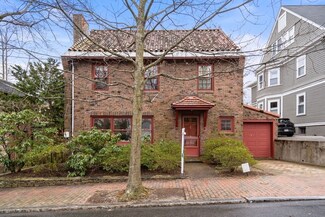 8 Lexington Ave, Cambridge, MA 02138
