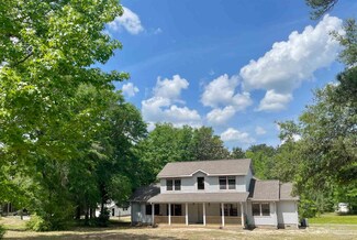 5882 Willow Ln, Crestview, FL 32539
