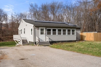 90 Leland Hill Rd, Sutton, MA 01590