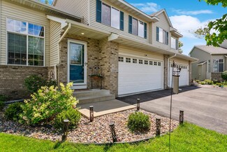 13496 Settlers Ridge Ln, Burnsville, MN 55337