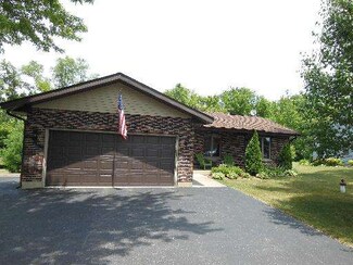 1306 Frances Ave, Johnsburg, IL 60051